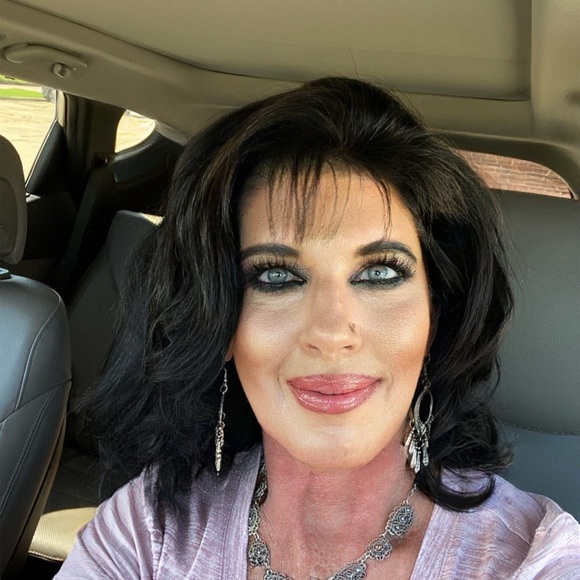 Meet your Posher, Keri - Picture 8 of 15